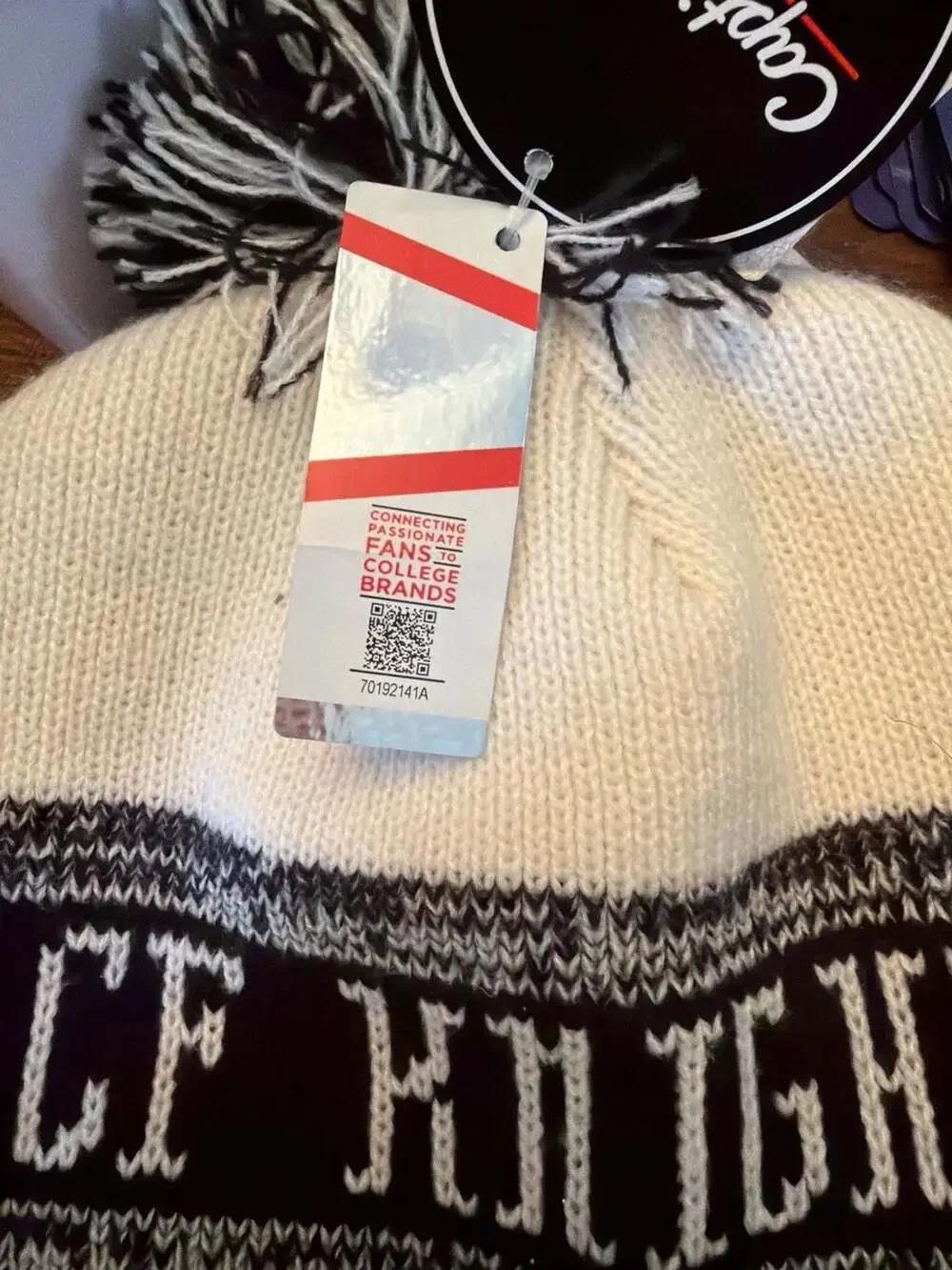 Captivating UCF Knights Knit Pom Beanie‎ Hat